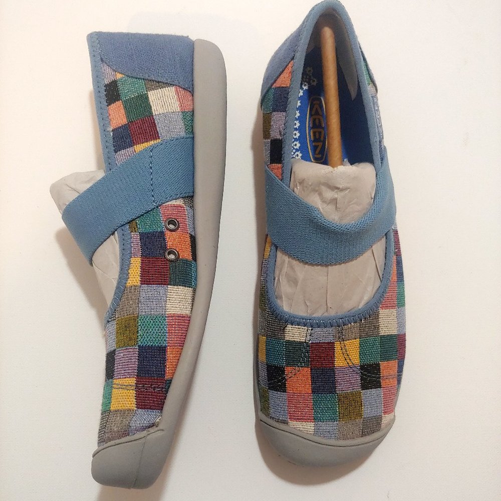 New With Box Keen Sienna Mary Jane Canvas; size 7